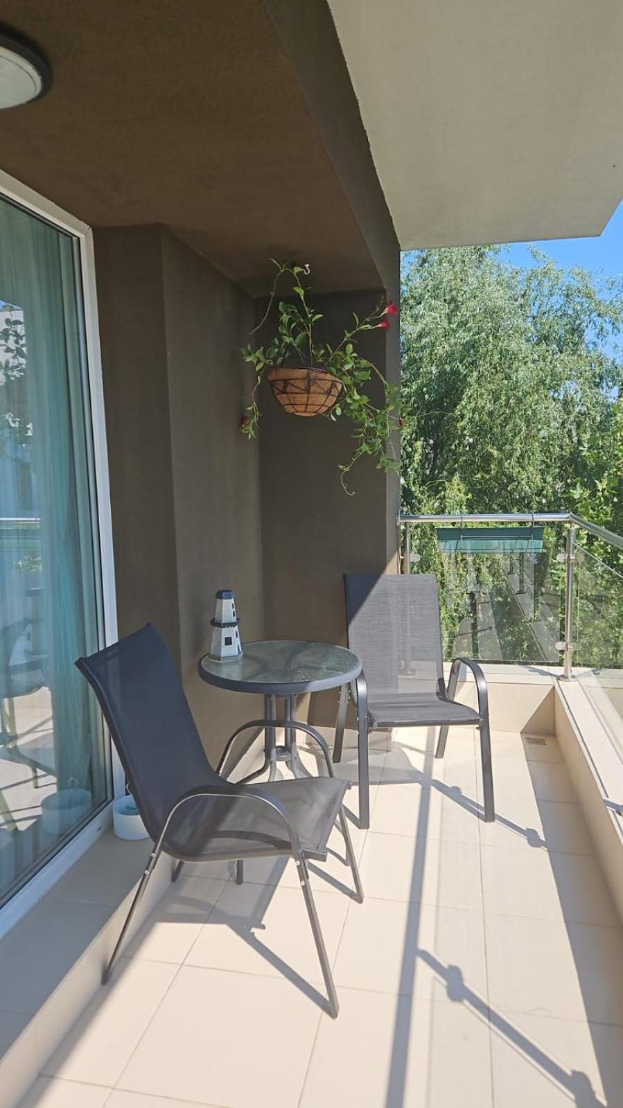 Airport Apartment 70 Squared Meters Otopeni Exterior foto