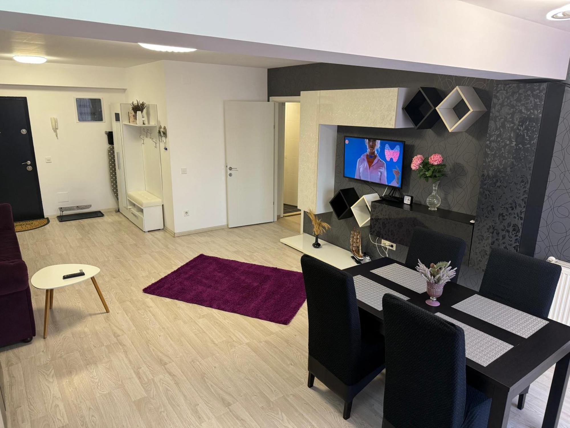 Airport Apartment 70 Squared Meters Otopeni Exterior foto